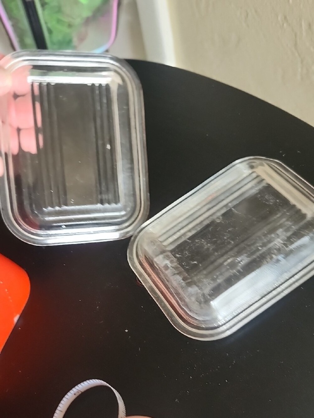Set of 2 Pyrex Vintage Glass Refrigerator Dishes with Lids - Picture 12 of 12